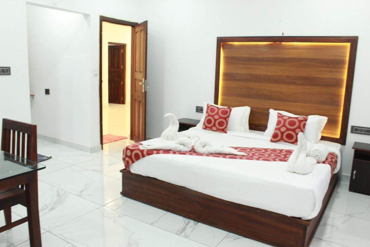The Mountcourt Hotel Munnar Eksteriør billede